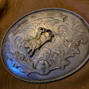 Belt buckle